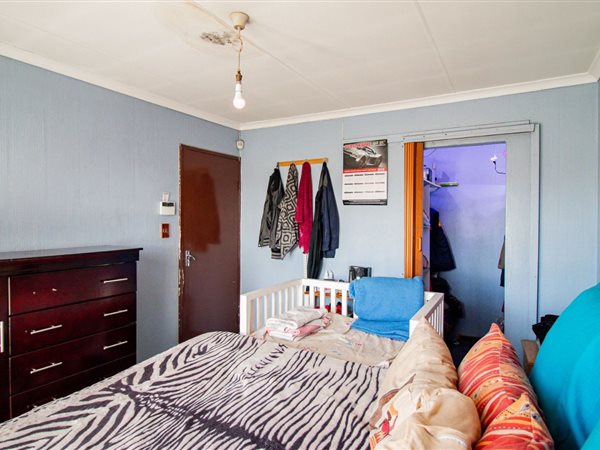2 Bedroom House 2 Bedroom House