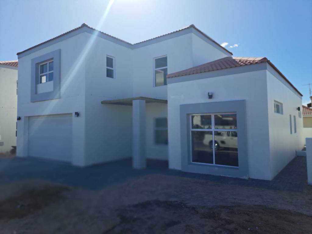 3 Bed House in Port Owen photo number 30
