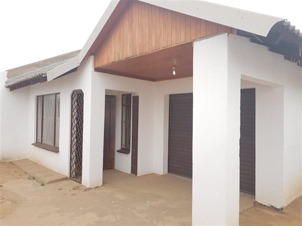 3 Bedroom House 3 Bedroom House