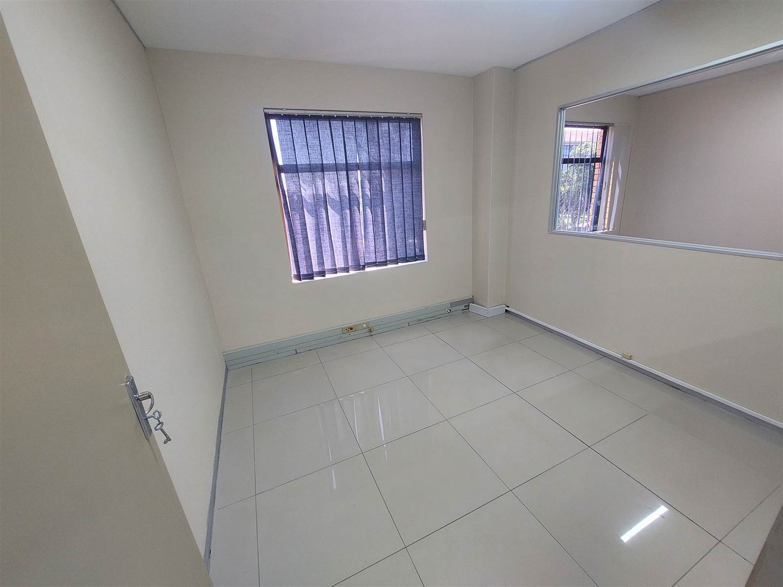 310  m² Commercial space in Westville photo number 13
