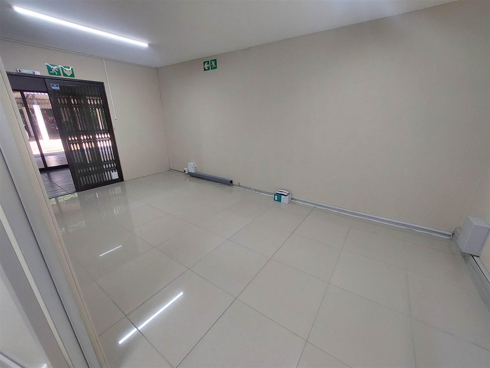 310  m² Commercial space in Westville photo number 14