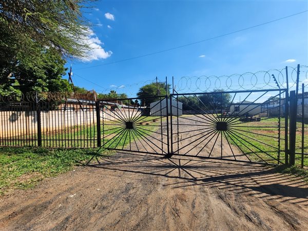 150 m² Commercial space 150 m² Commercial space