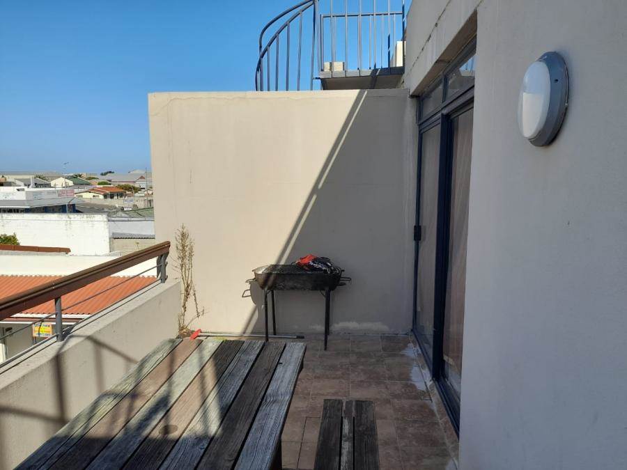2 Bed Flat in Gansbaai and surrounds photo number 17