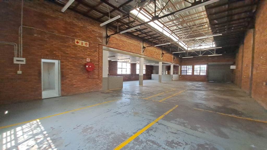800  m² Industrial space in Silverton photo number 4