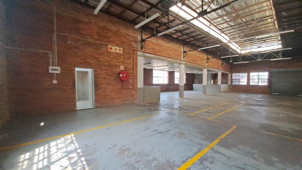 800  m² Industrial space in Silverton photo number 5