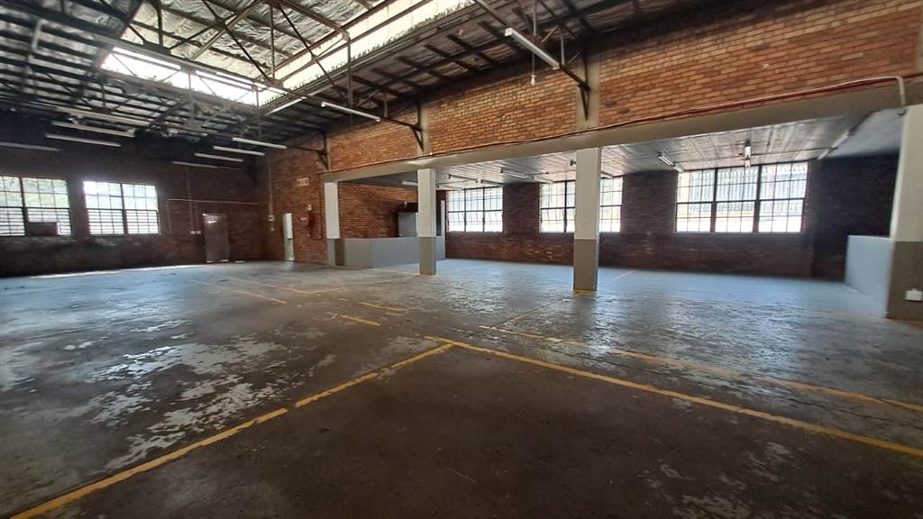 800  m² Industrial space in Silverton photo number 7