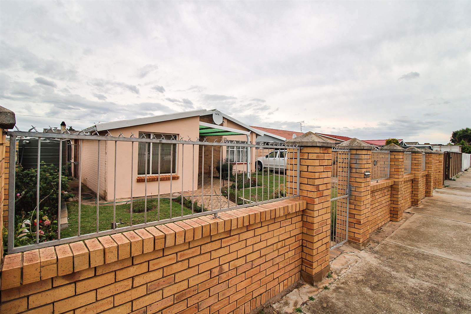 3 Bed House in Algoa Park photo number 1
