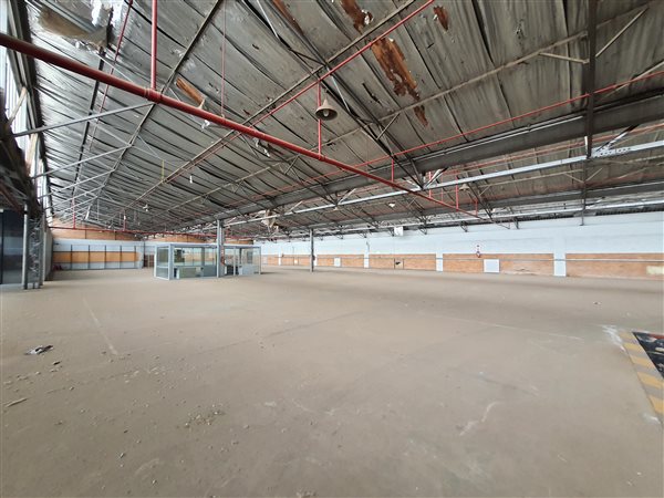 2 479  m² Industrial space