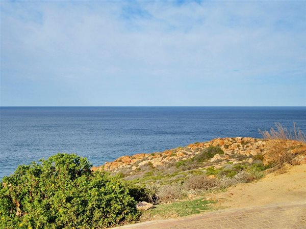 1177 m² Land available in Pinnacle Point Golf Estate