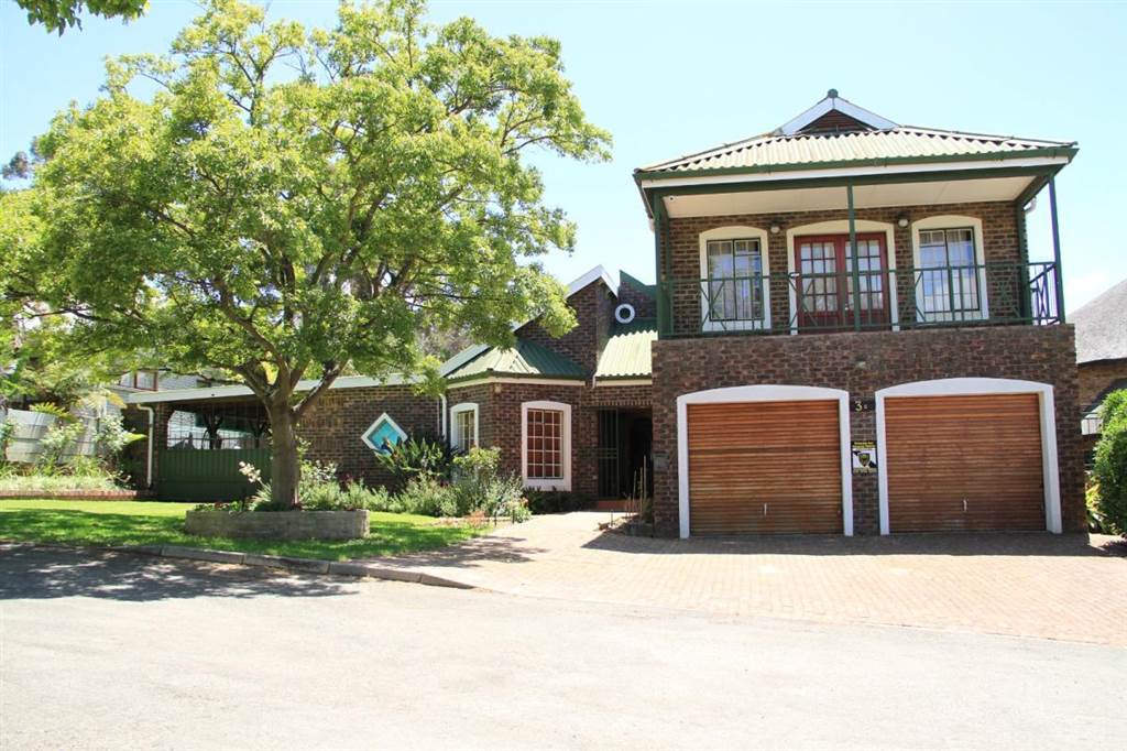 4 Bed House in Villiersdorp photo number 30