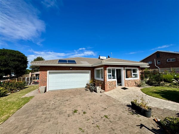 3 Bedroom House 3 Bedroom House