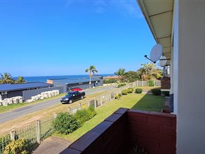 2 Bed Apartment in Shelly Beach