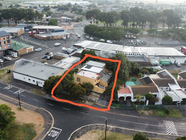 390 m² Commercial space 390 m² Commercial space