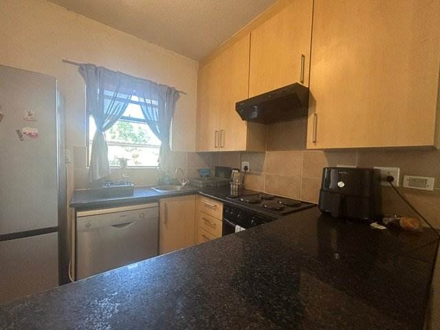 1 Bed Flat in Lonehill photo number 12