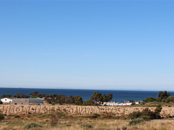 446 m² Land available in St Helena Views