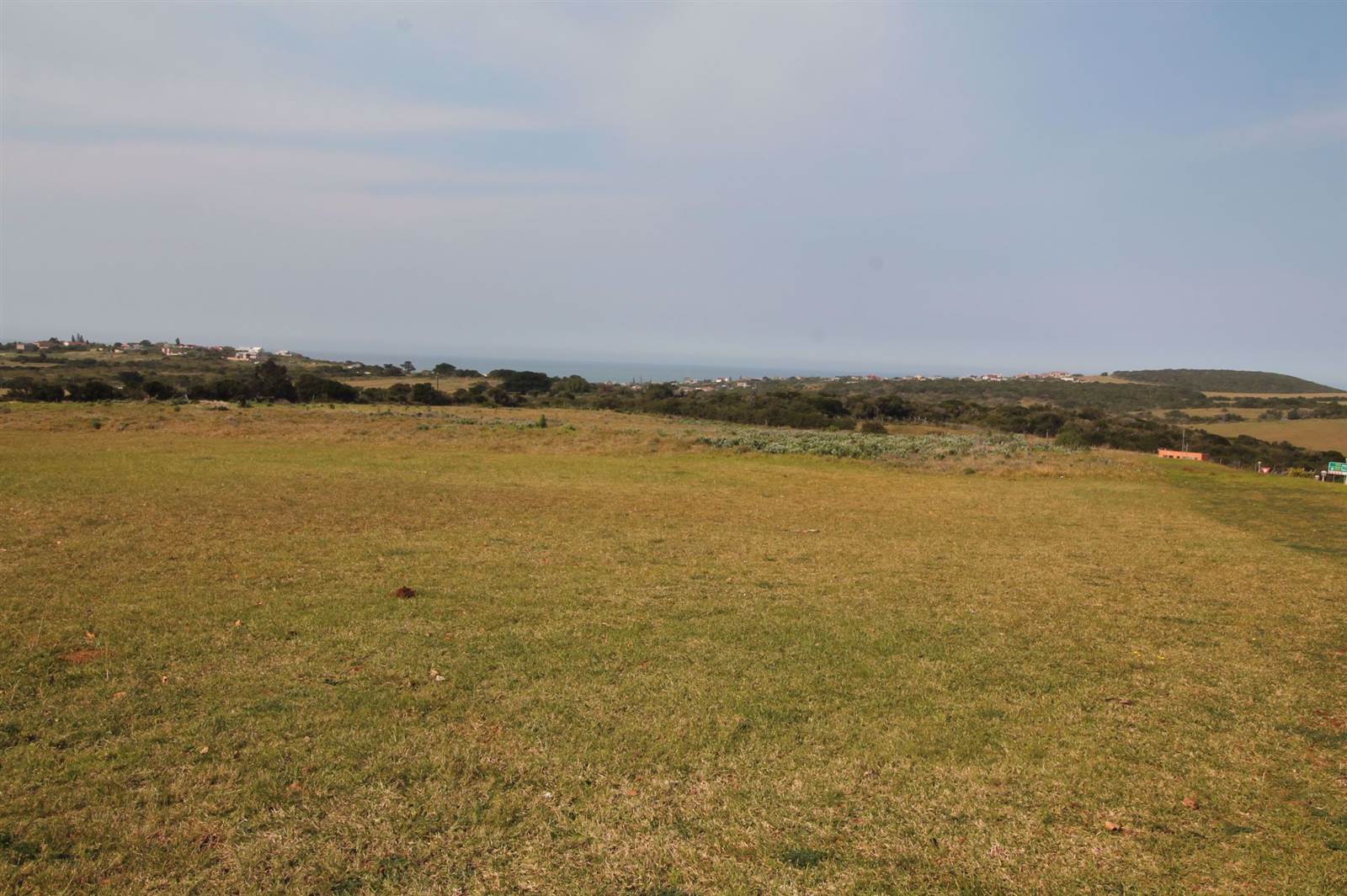 1.1 ha Land available in West Bank photo number 3
