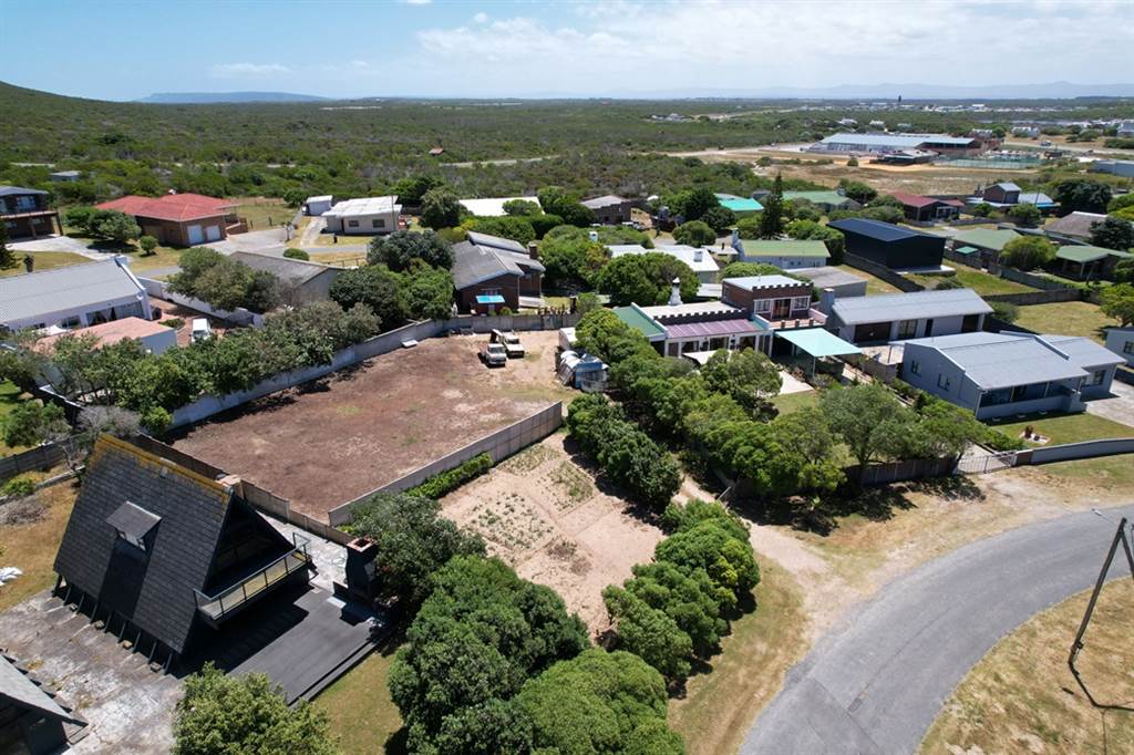 1285 m² Land available in Struisbaai photo number 6