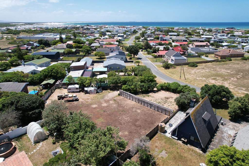 1285 m² Land available in Struisbaai photo number 2