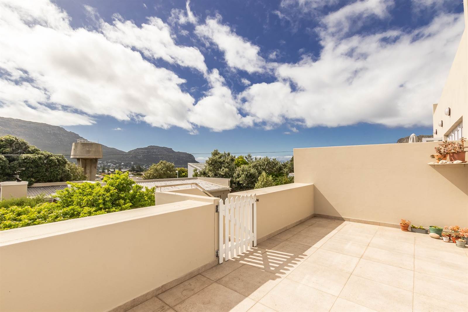 3 Bed House in Fish Hoek photo number 13