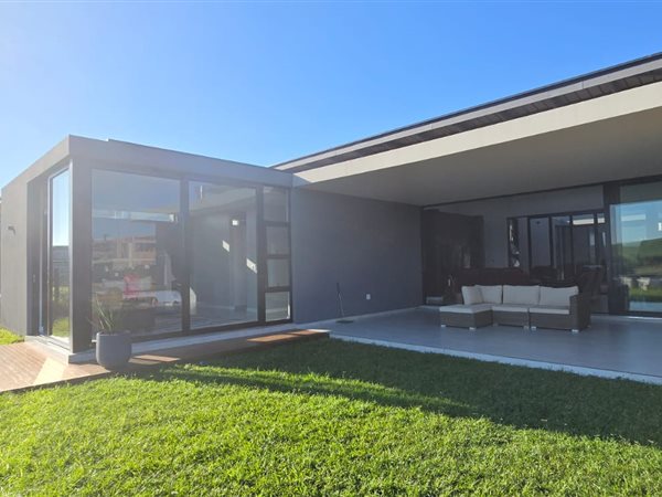 4 Bedroom Townhouse 4 Bedroom Townhouse