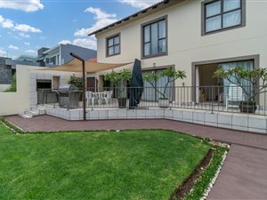 4 Bed House in Greenstone Hill