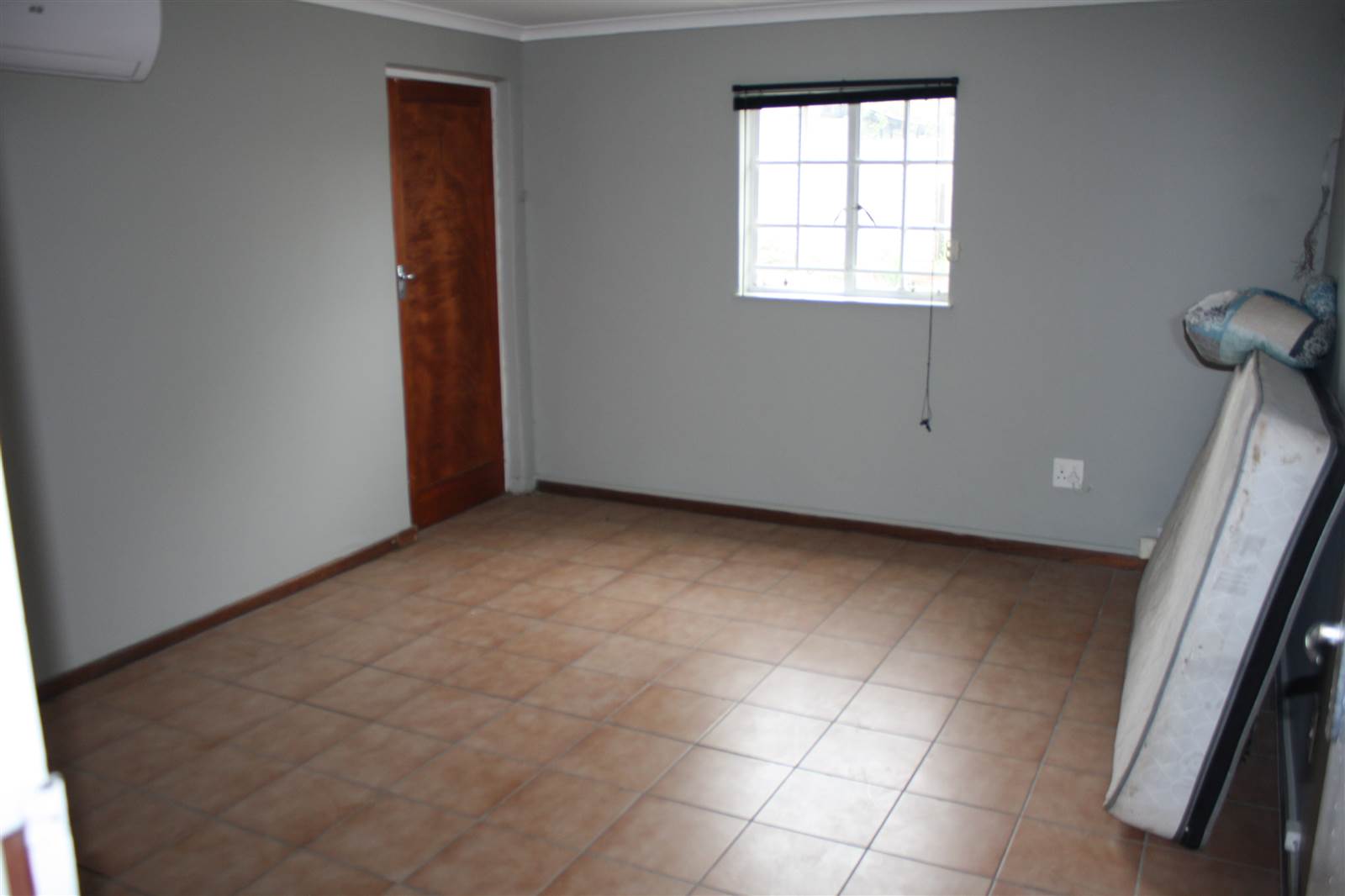 320  m² Commercial space in Waterval East photo number 7