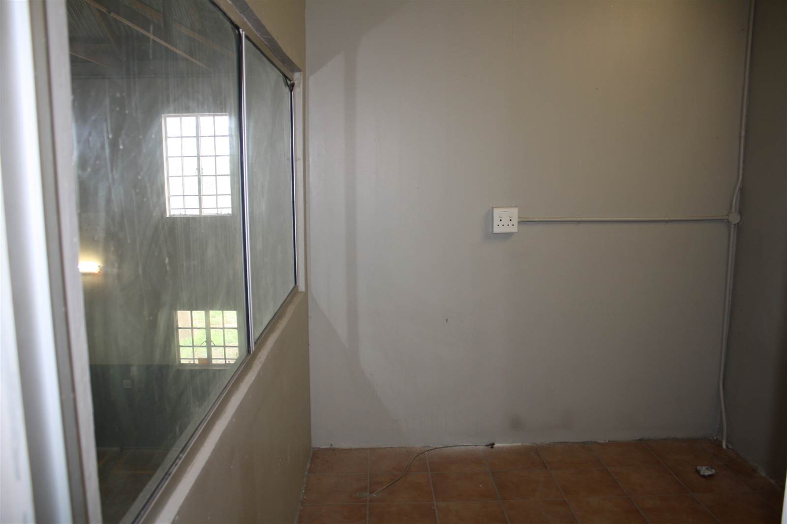 320  m² Commercial space in Waterval East photo number 20