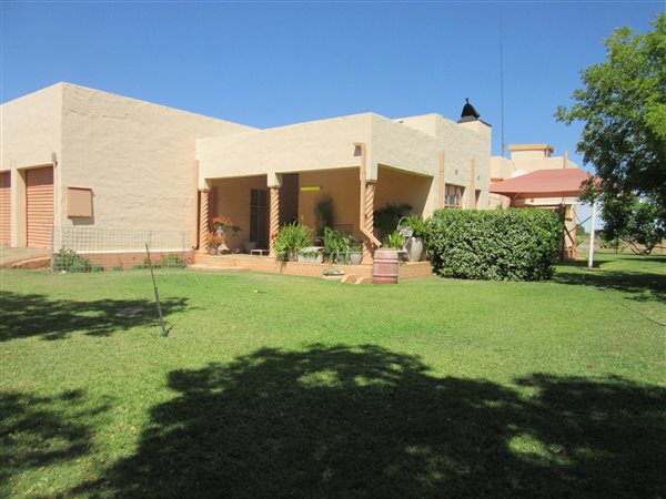 3 Bed House in Vryburg