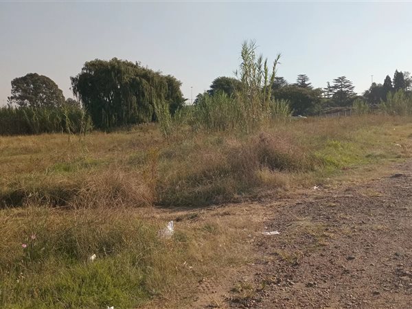 2 ha Land available in Rand Collieries