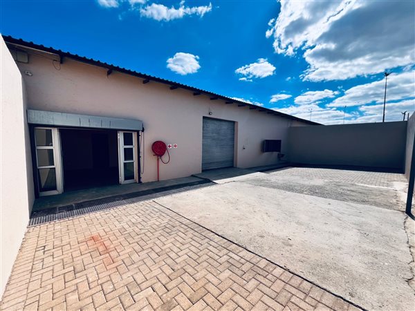 450 m² Commercial space 450 m² Commercial space