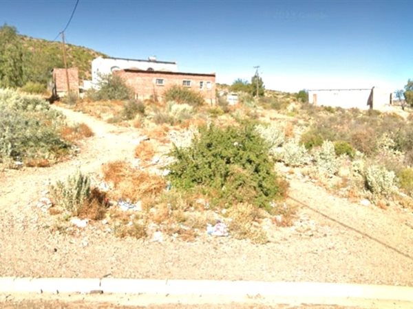 338 m² Land available in Willowmore