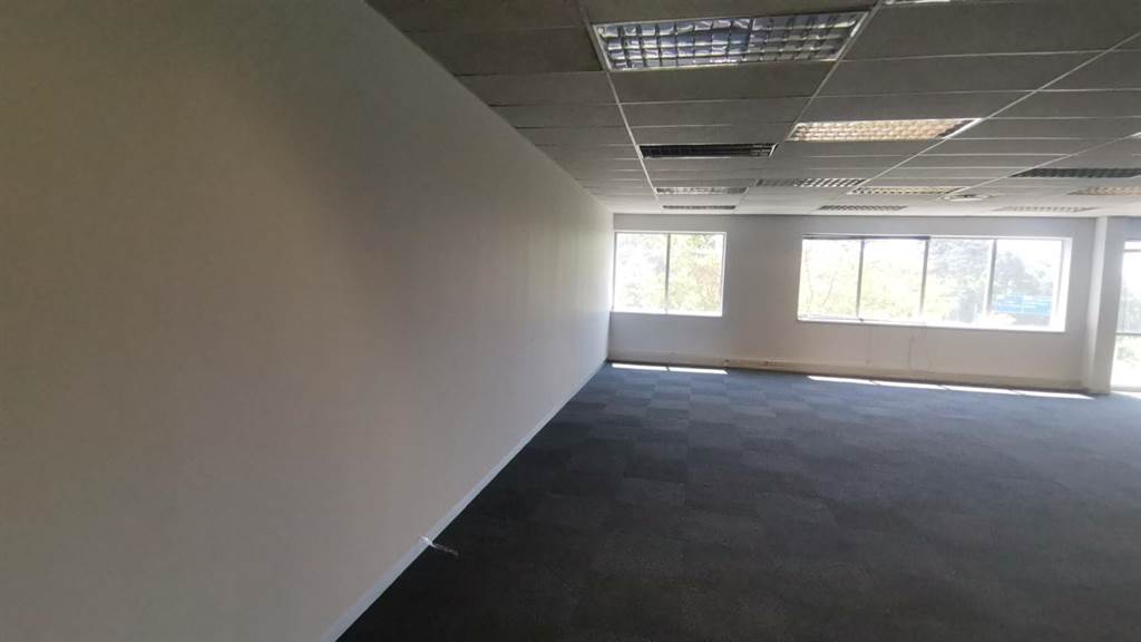 337  m² Commercial space in Bedfordview photo number 6