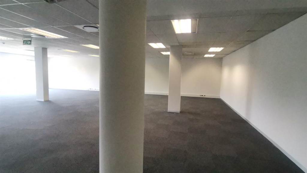 337  m² Commercial space in Bedfordview photo number 4