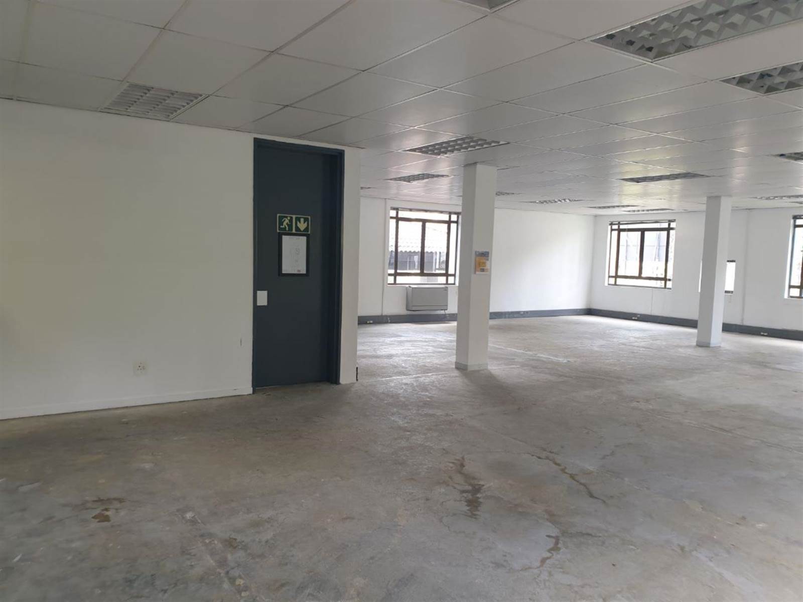 181  m² Commercial space in Hyde Park photo number 2