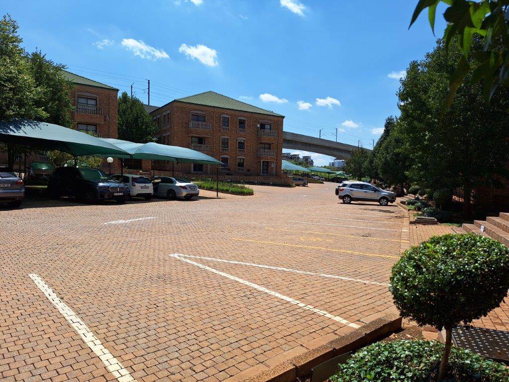 85  m² Office Space in Highveld photo number 13