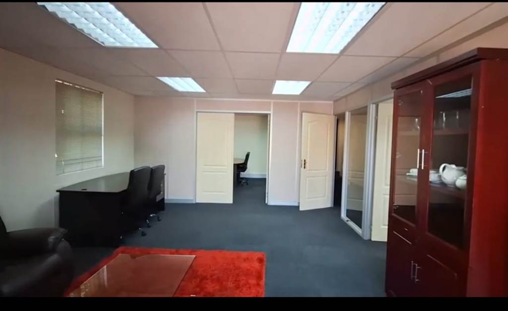 85  m² Office Space in Highveld photo number 4