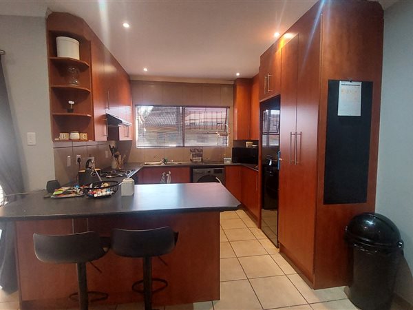 2 Bed Simplex in Three Rivers
