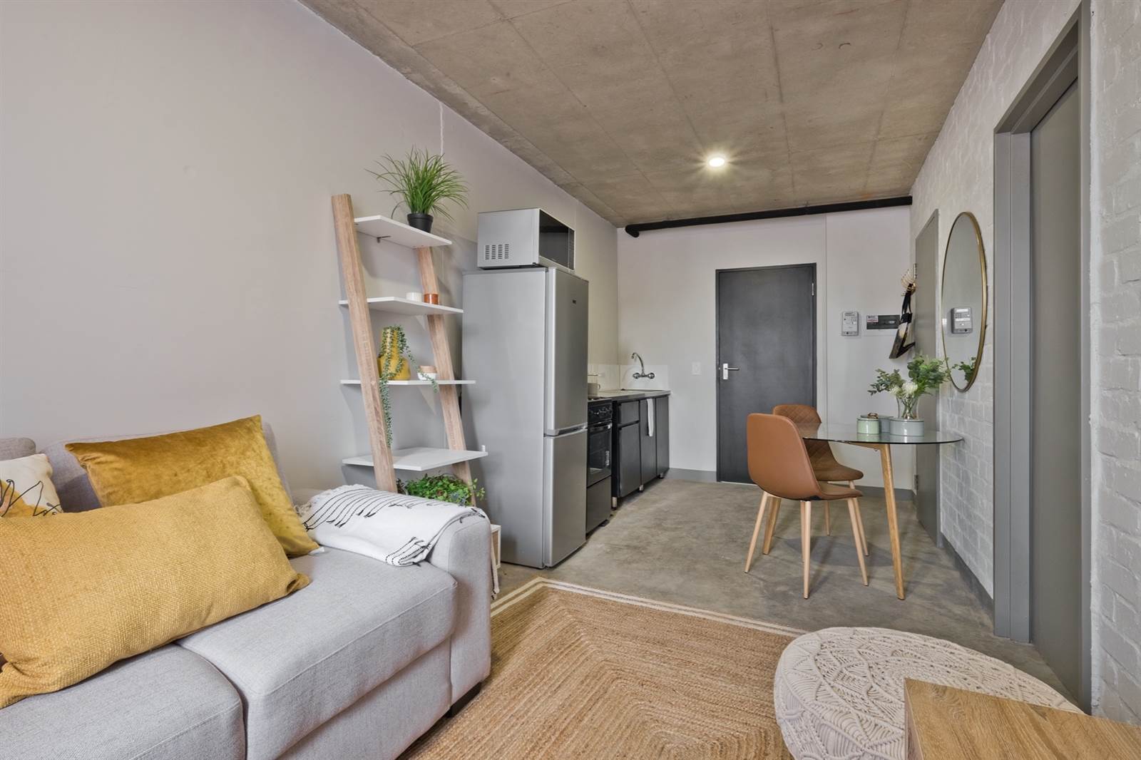 1 Bed Apartment in Maboneng photo number 6
