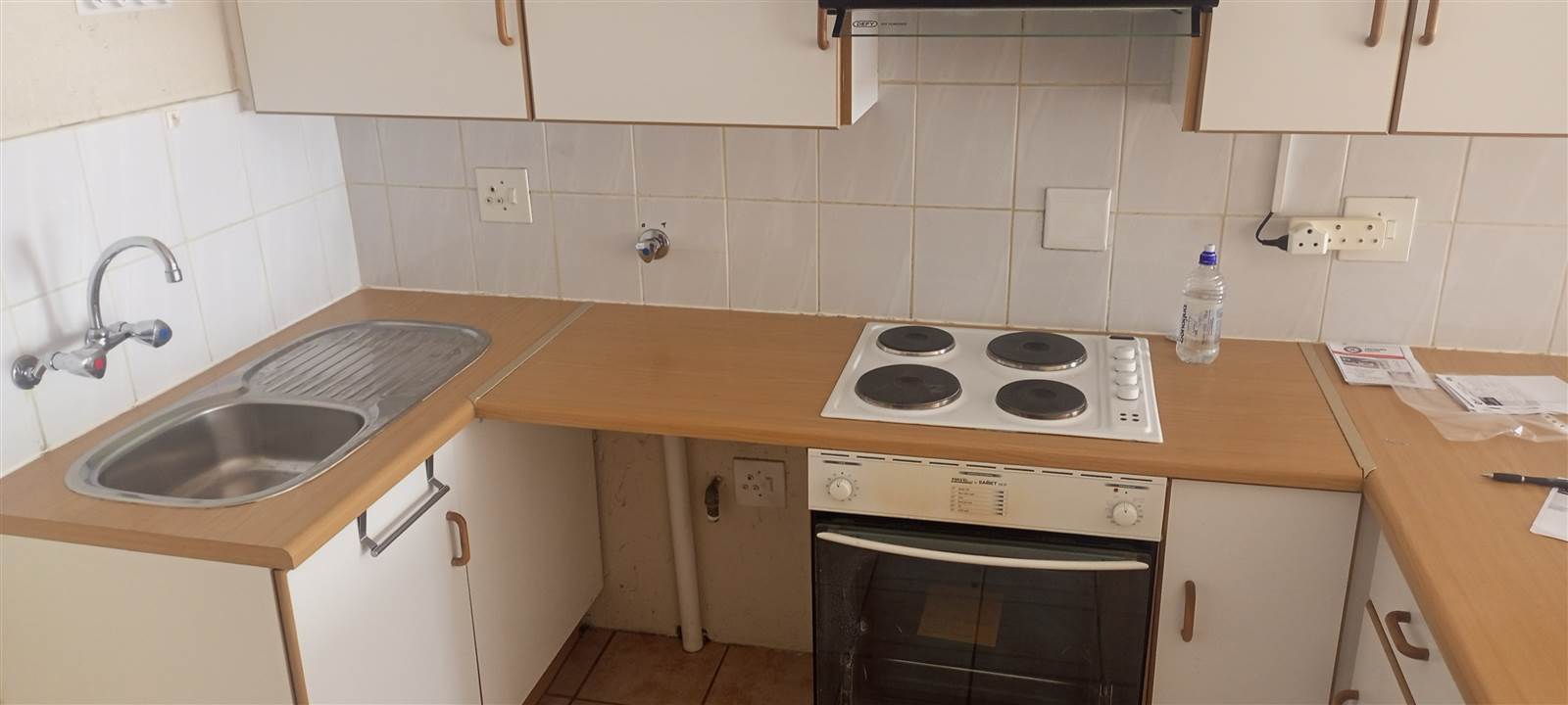 2 Bed Apartment in New Redruth photo number 13