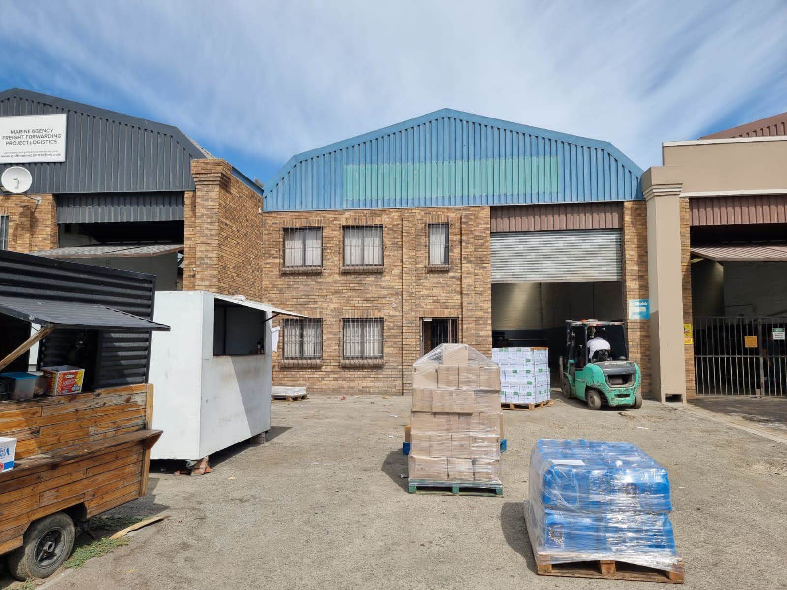 310  m² Industrial space in Montague Gardens photo number 2