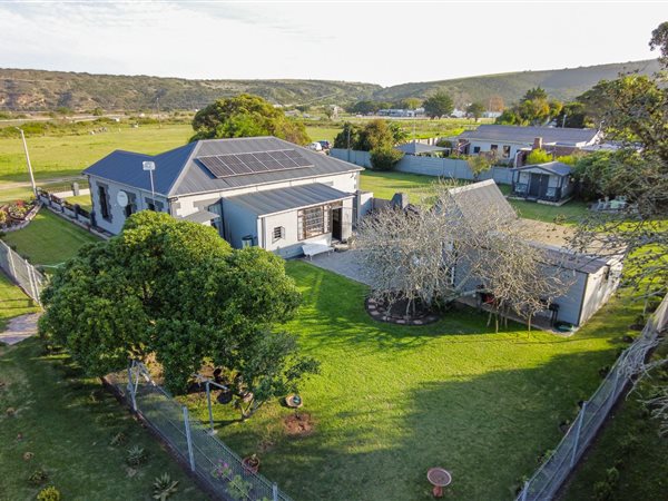 3 Bedroom House 3 Bedroom House