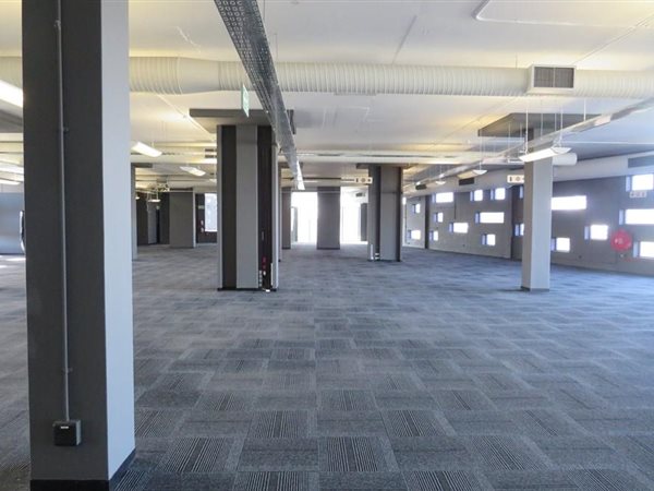 Commercial space in Paarden Eiland