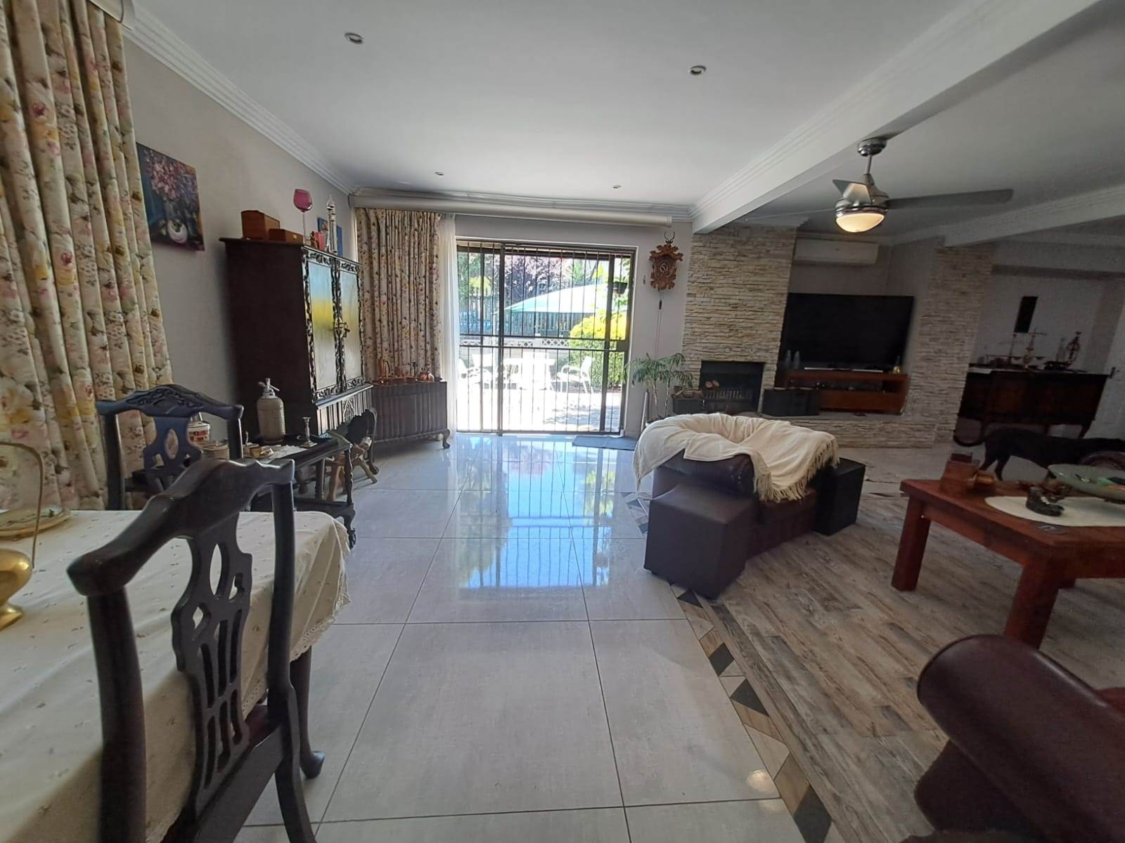 3 Bed House in Waterval Estate photo number 7