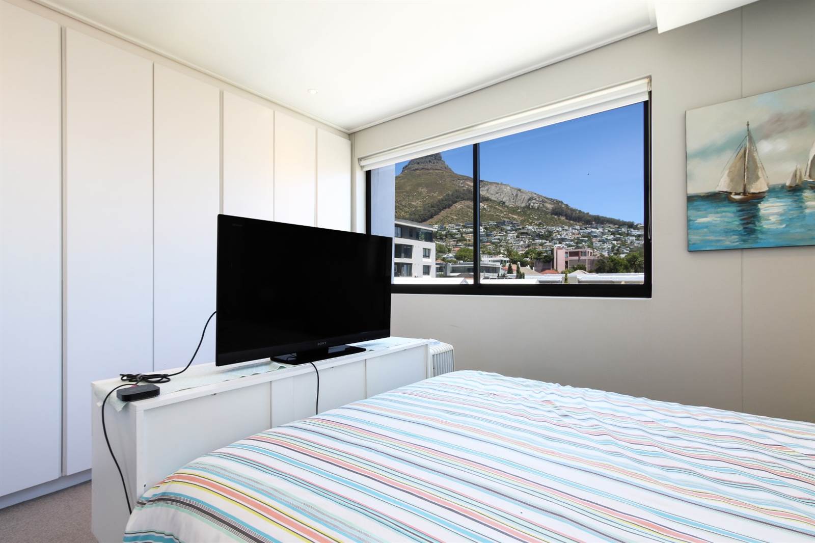 3 Bed Apartment in Fresnaye photo number 17