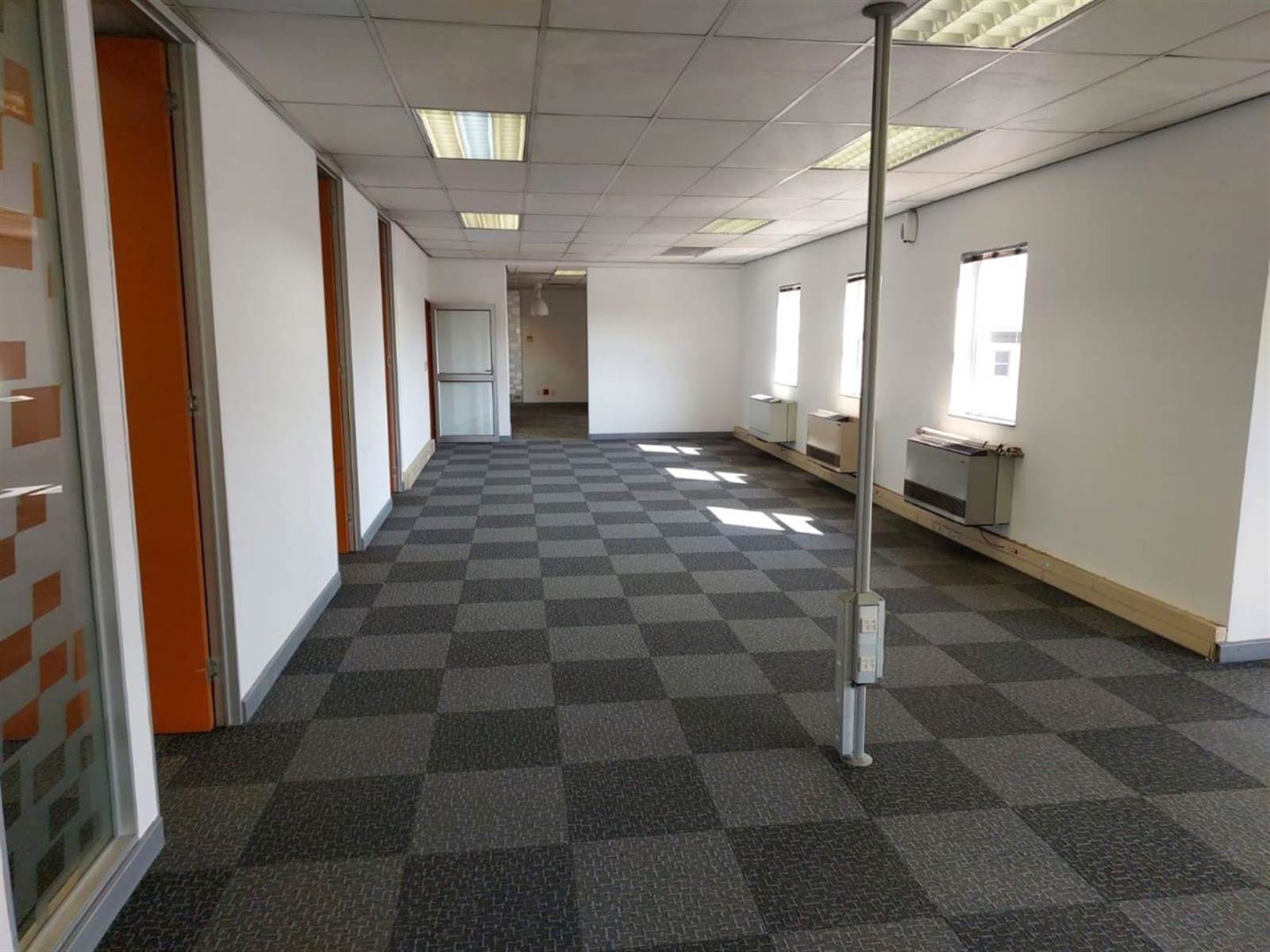 320  m² Commercial space in Fourways photo number 6