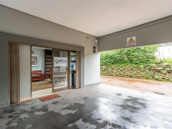 93 m² Commercial space 93 m² Commercial space