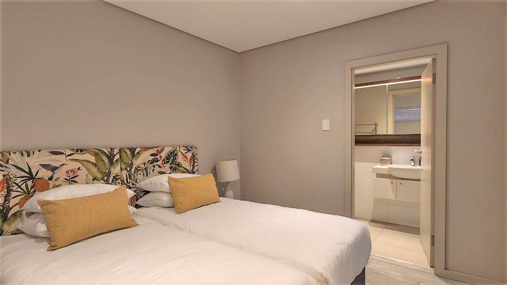 2 Bed Apartment in Zimbali Estate photo number 10