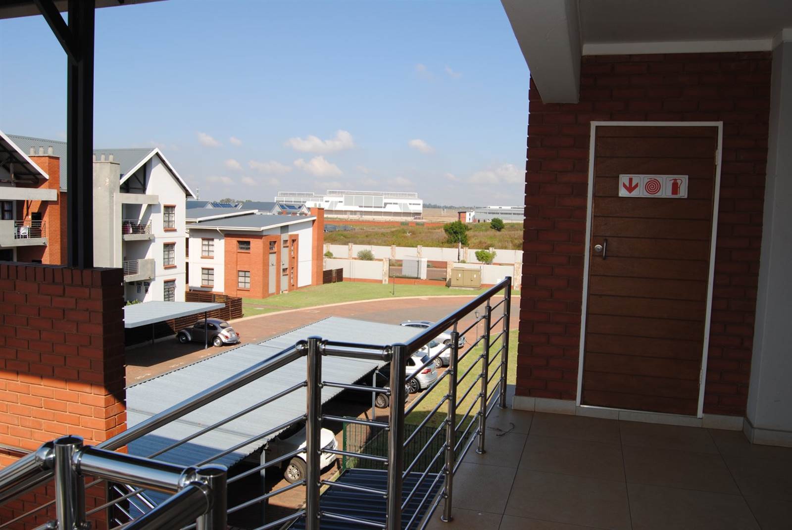 2 Bed Townhouse in Glen Marais photo number 29