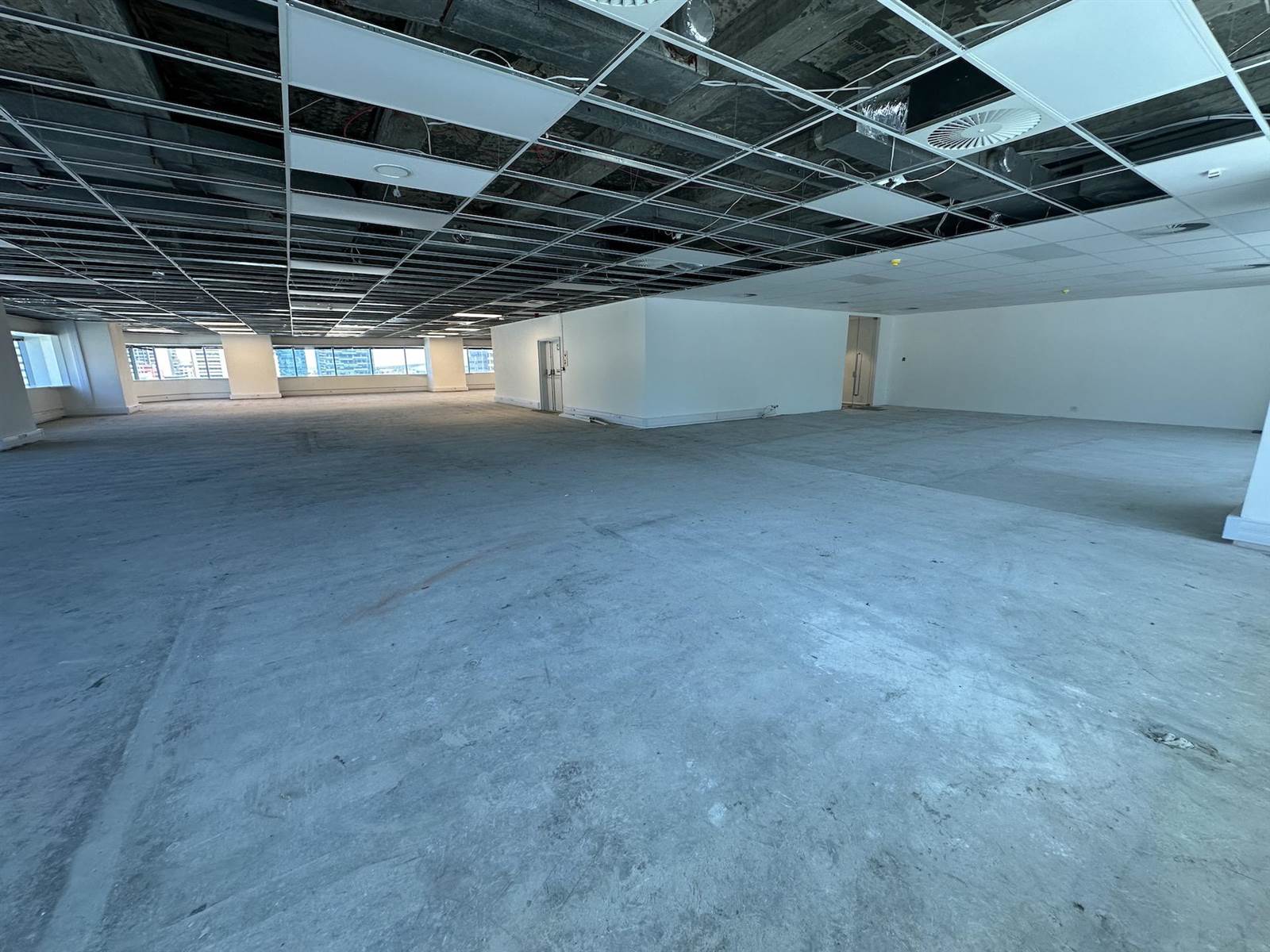 853  m² Commercial space in Foreshore photo number 17