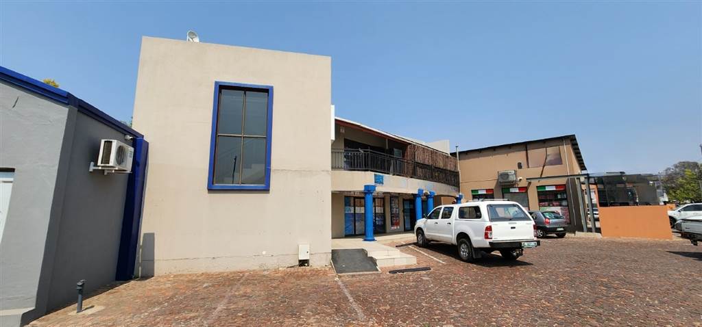 616  m² Commercial space in Rustenburg Central photo number 11